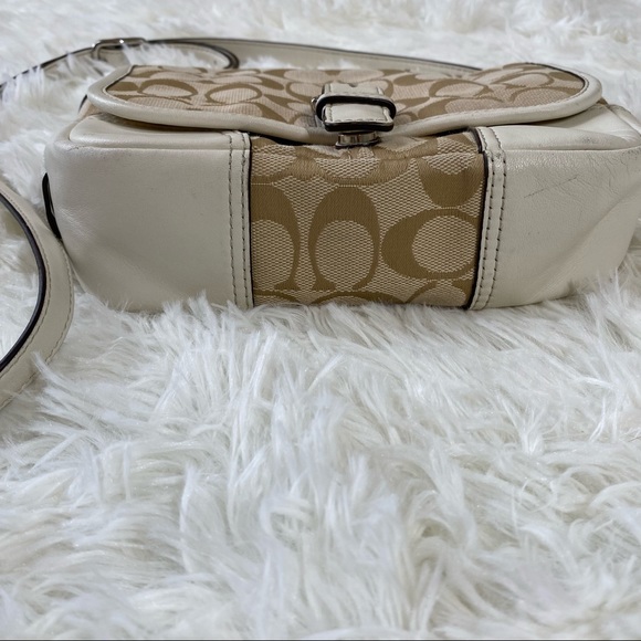Coach Signature Hadley Field Crossbody Bag White - Picture 4 of 14